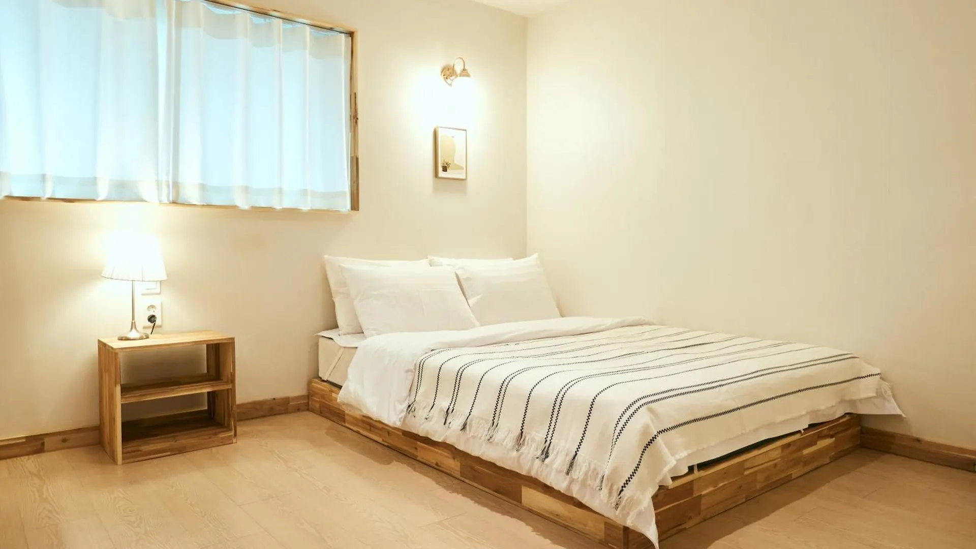 Hongdae 3Bedroom&2Baths Free Wifi&Free Parking Seoul Lägenhet