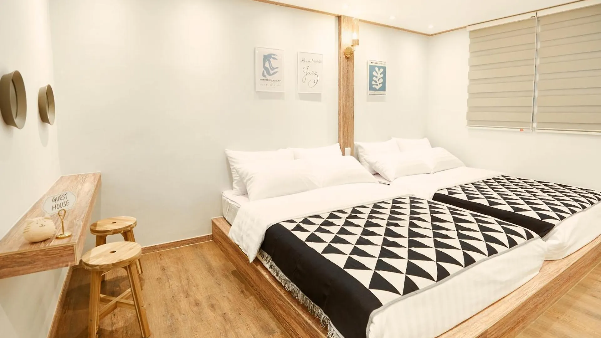 Hongdae 3Bedroom&2Baths Free Wifi&Free Parking Seoul Sydkorea