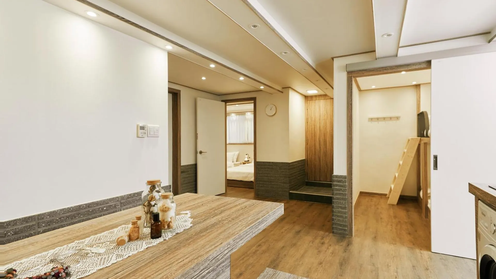 Lägenhet Hongdae 3Bedroom&2Baths Free Wifi&Free Parking Seoul Sydkorea