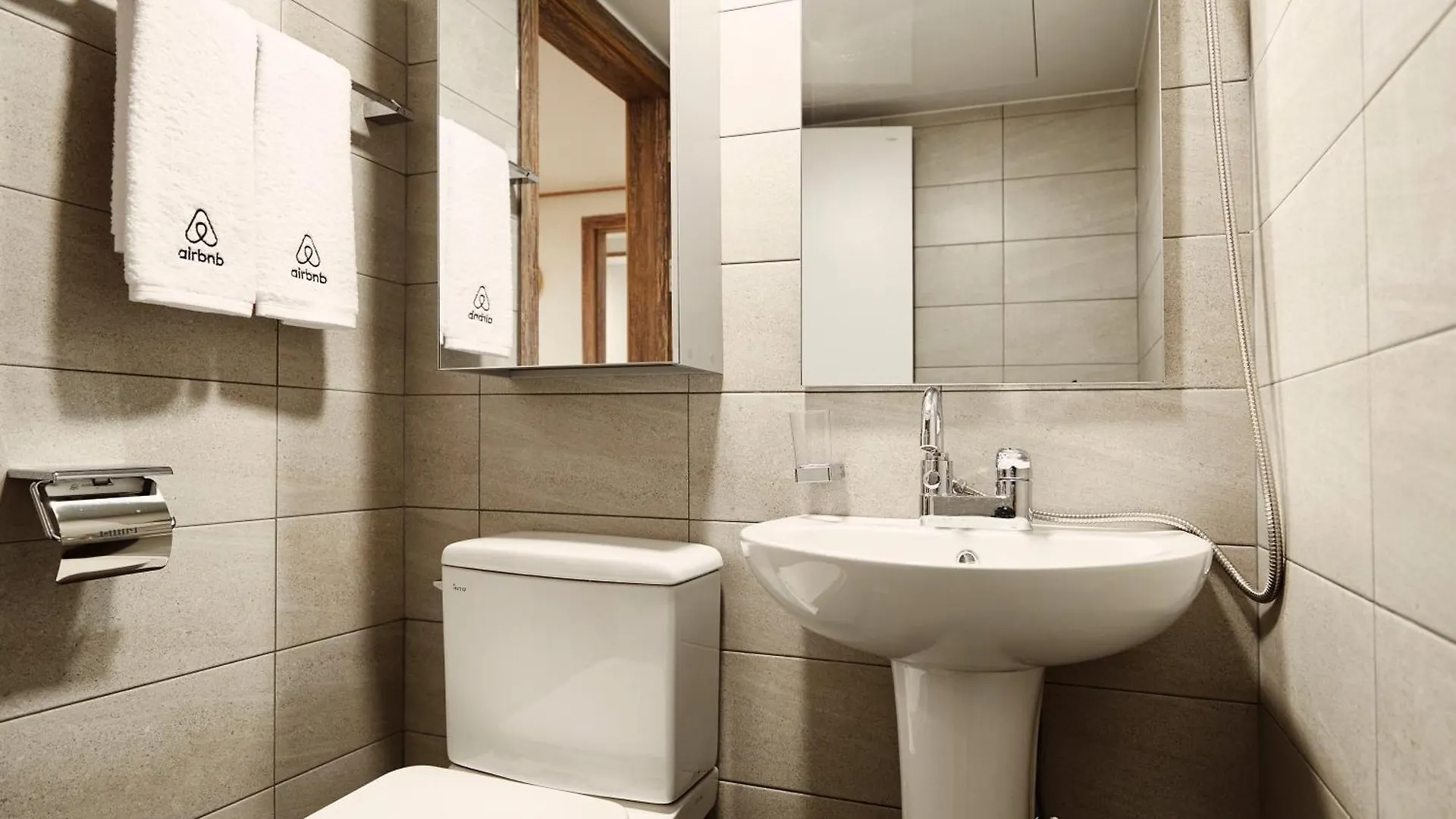Hongdae 3Bedroom&2Baths Free Wifi&Free Parking Seul Apartament
