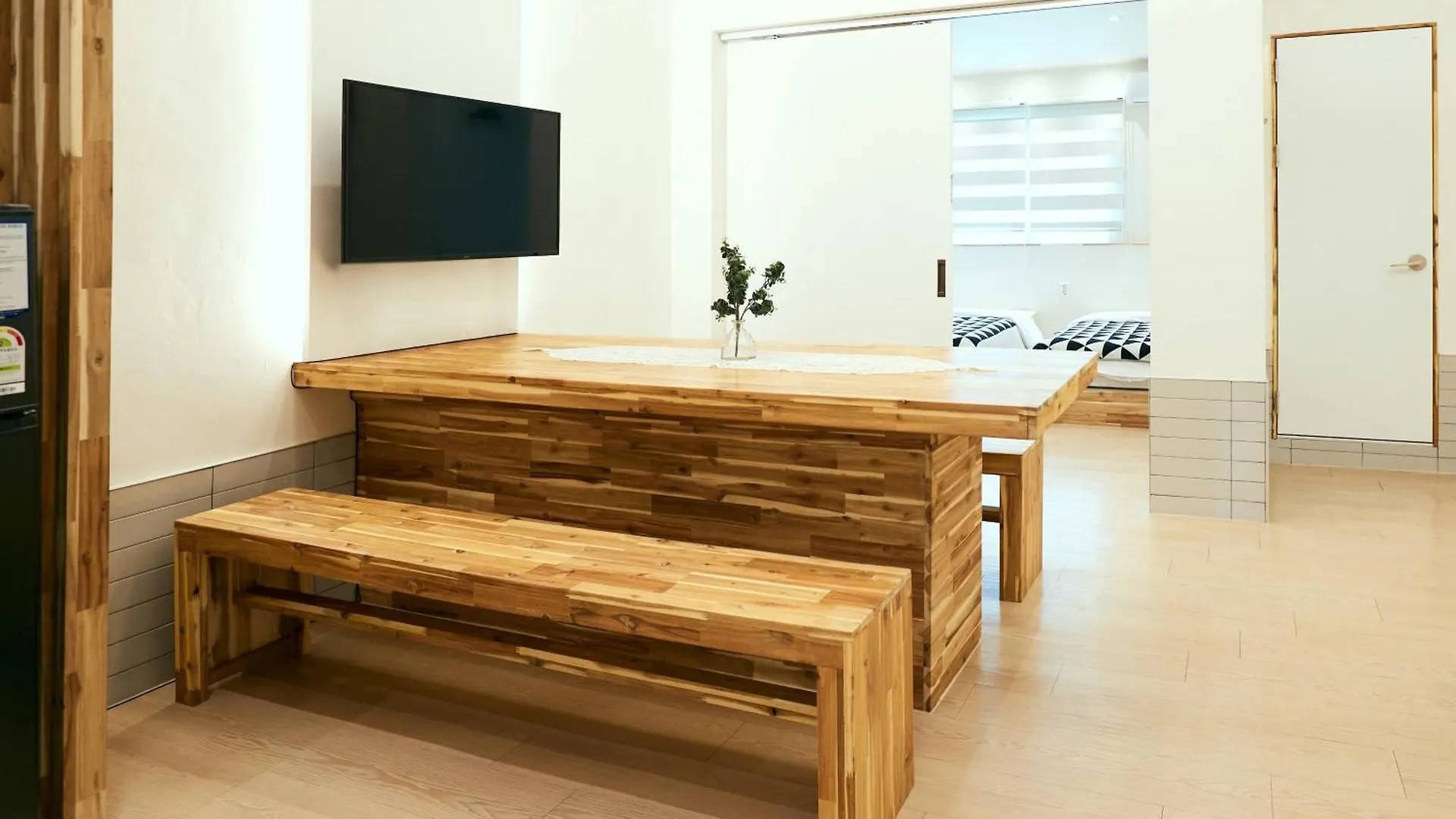 Hongdae 3Bedroom&2Baths Free Wifi&Free Parking Seul Korea Południowa