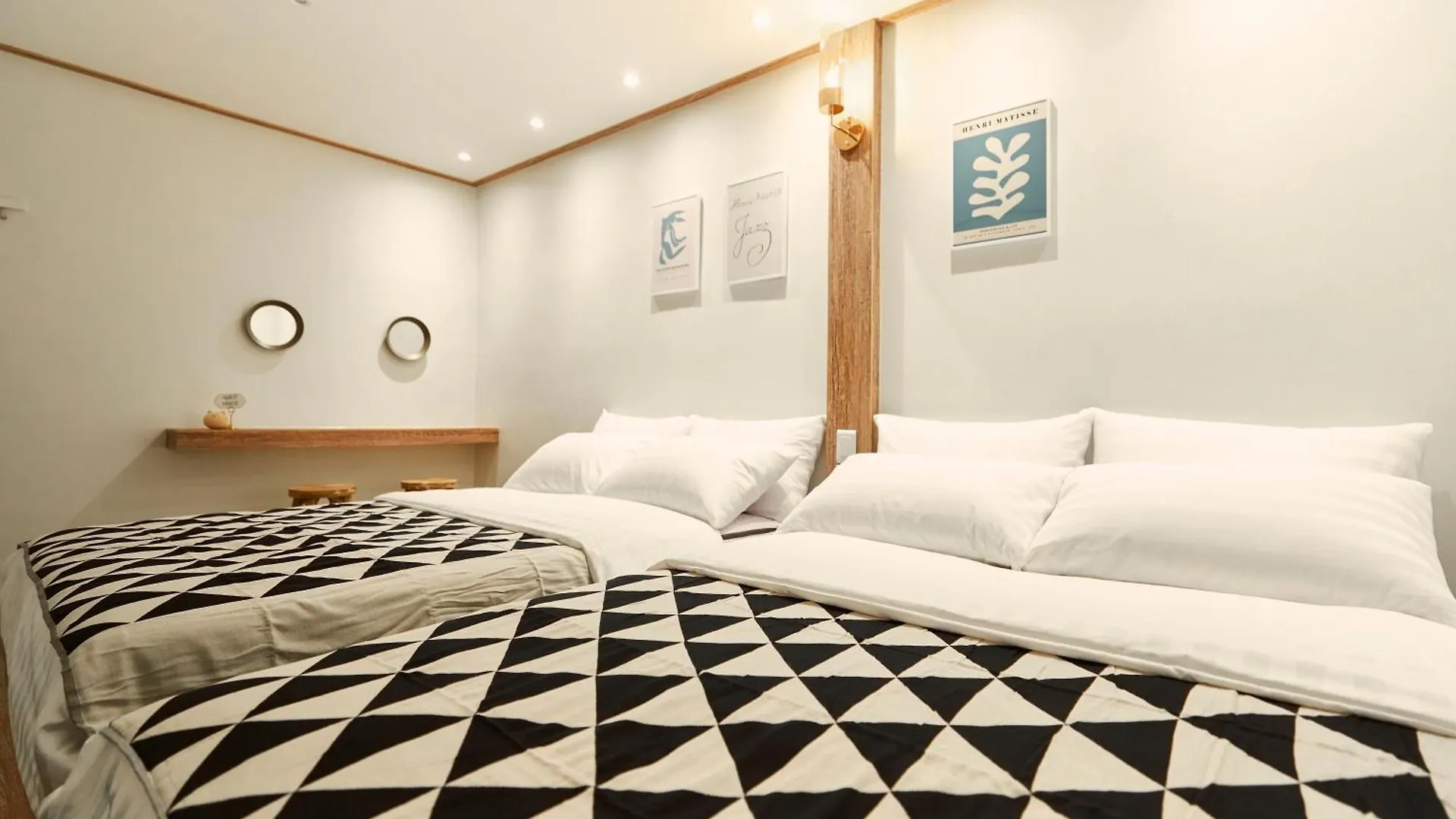Apartament Hongdae 3Bedroom&2Baths Free Wifi&Free Parking Seul Korea Południowa